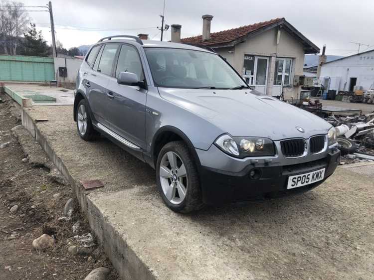 Правильная установка новых щеток на BMW X3 E83